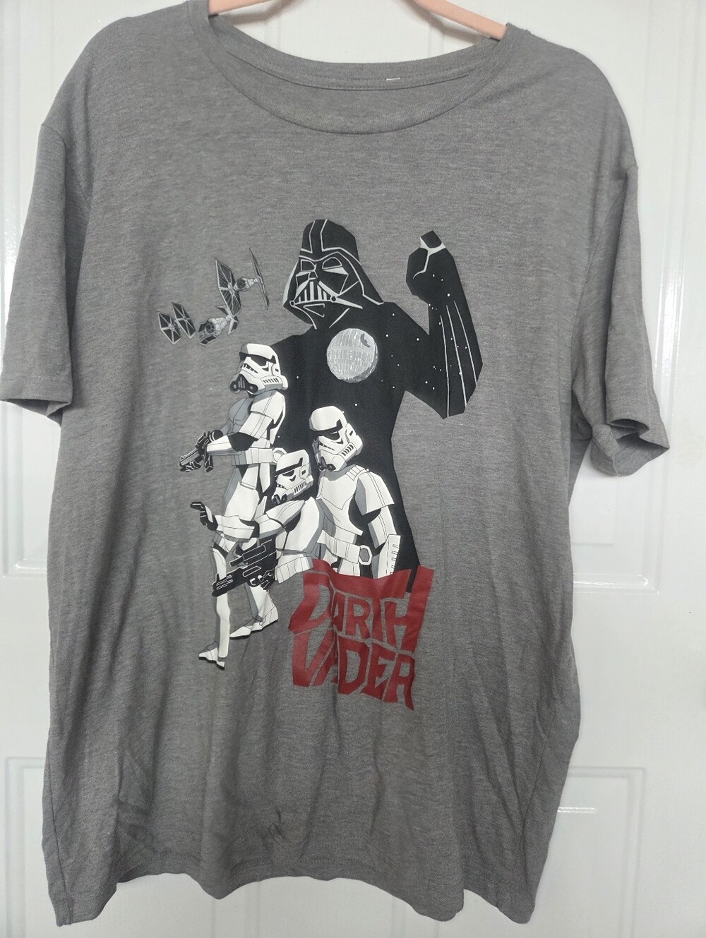 Star Wars Gray Short Sleeve Tee with Darth Vader Graphic XL